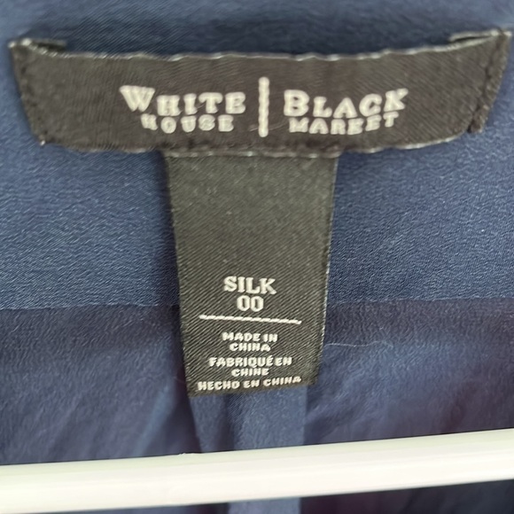 WHBM Women’s SILK V-neck blouse, size small. - Picture 3 of 7